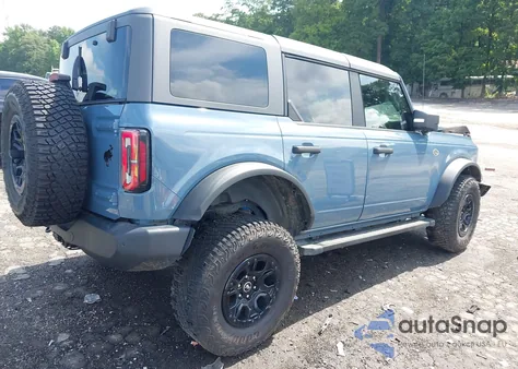 2024 Ford Bronco Wildtrak z USA, uszkodzony, nr VIN 1FMEE2BP4RLA21843